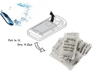 how-to-dry-mobile-phone-with-silica-gel-or-rice